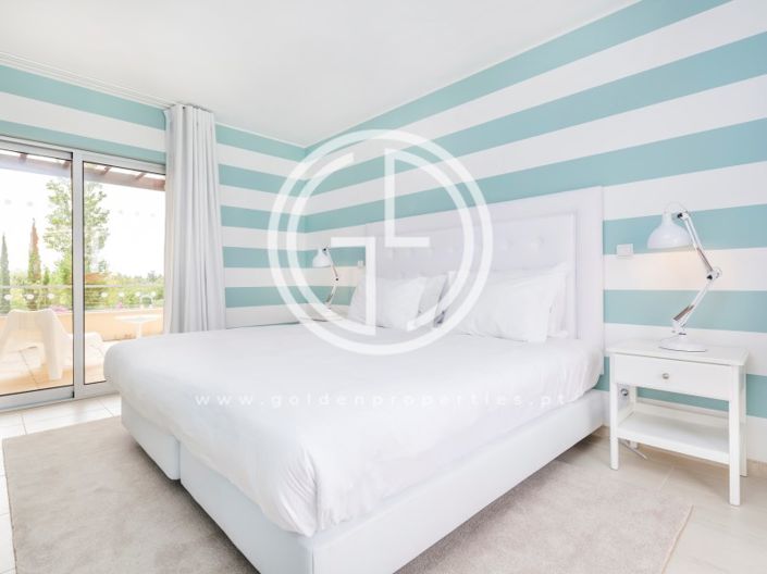 Image No.19-3 Bed House for sale