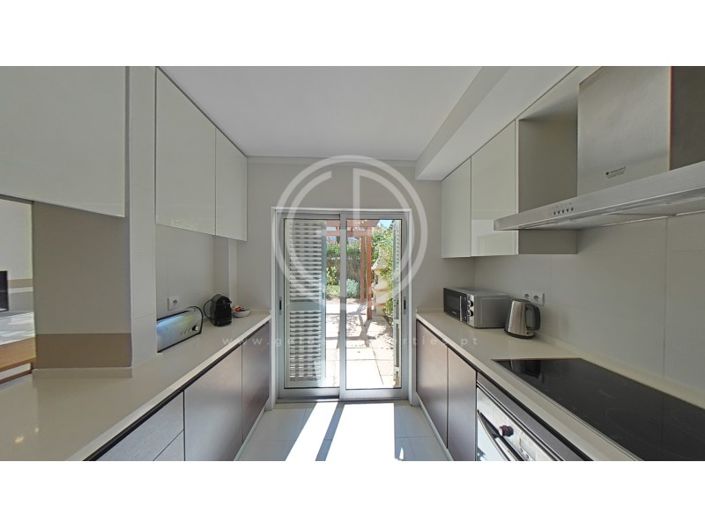 Image No.61-3 Bed House for sale