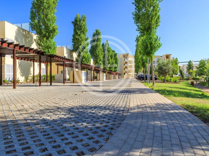 Image No.7-3 Bed House for sale