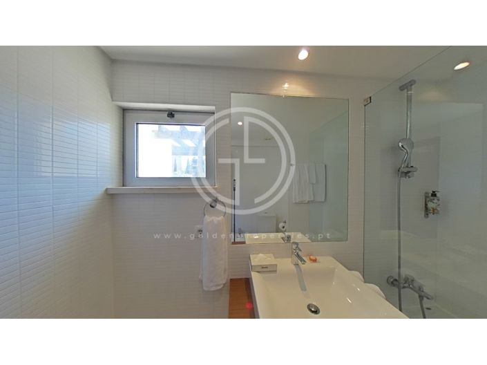 Image No.75-3 Bed House for sale