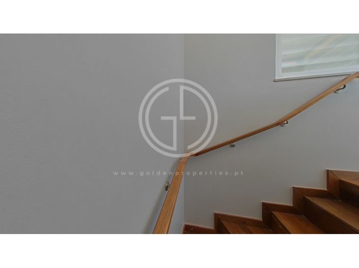 Image No.76-3 Bed House for sale