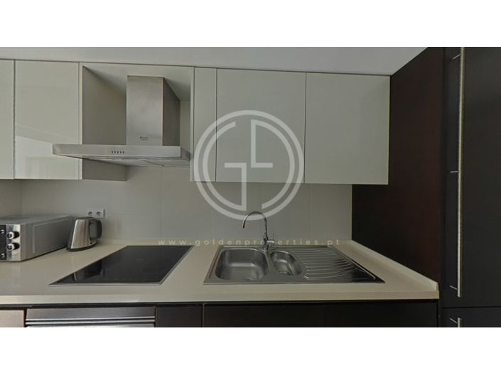 Image No.77-3 Bed House for sale