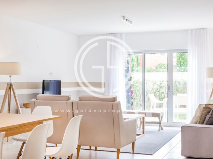 Image No.9-3 Bed House for sale