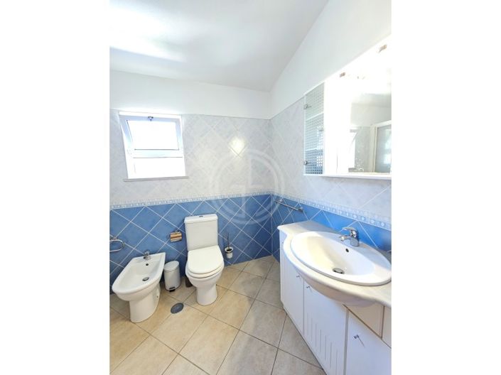 Image No.21-4 Bed House for sale