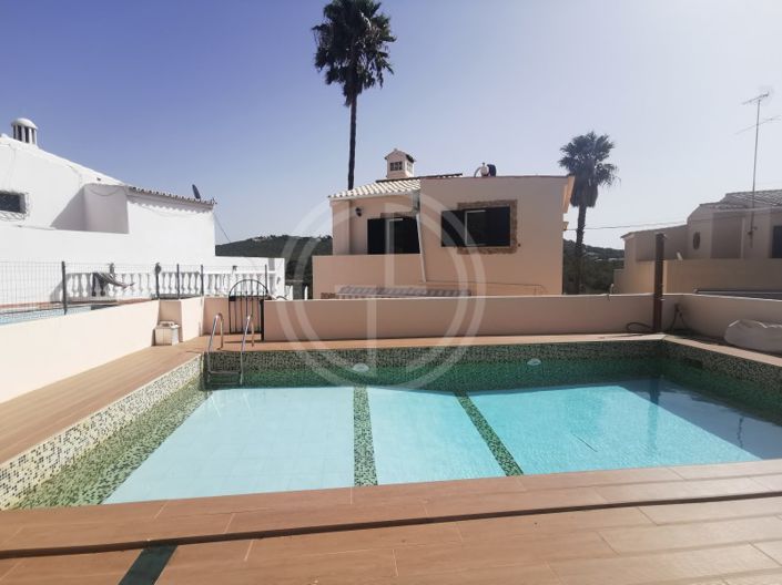 Image No.22-4 Bed House for sale
