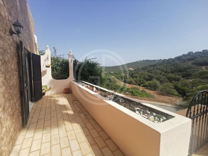 Image No.27-4 Bed House for sale