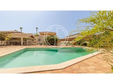 1 - Loule, House