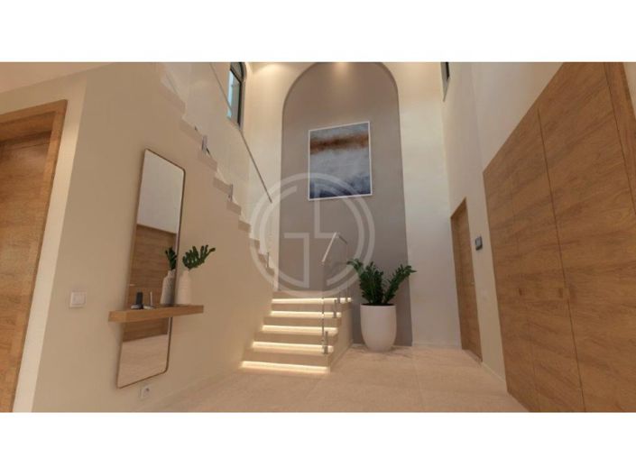 Image No.11-3 Bed House for sale