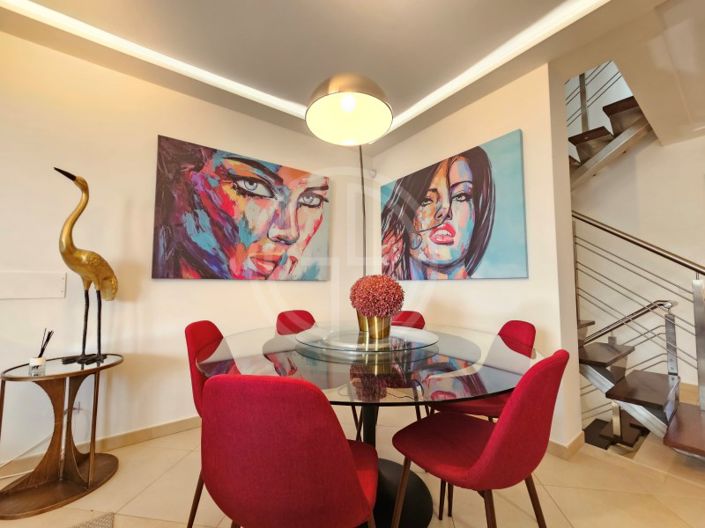 Image No.30-3 Bed House for sale