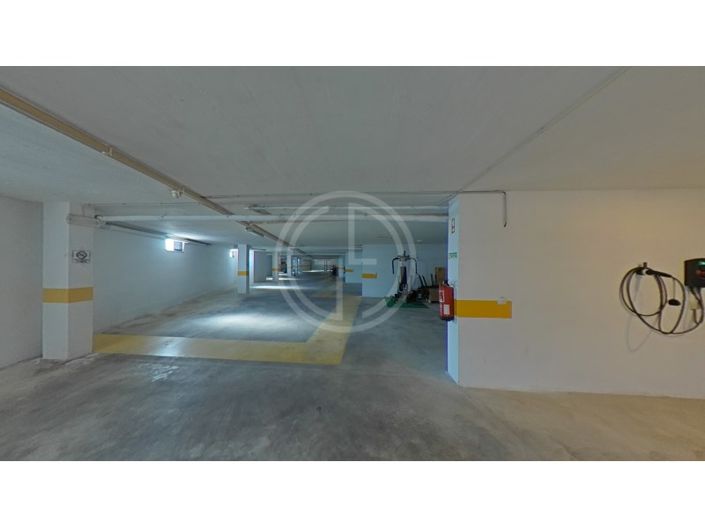 Image No.52-3 Bed House for sale