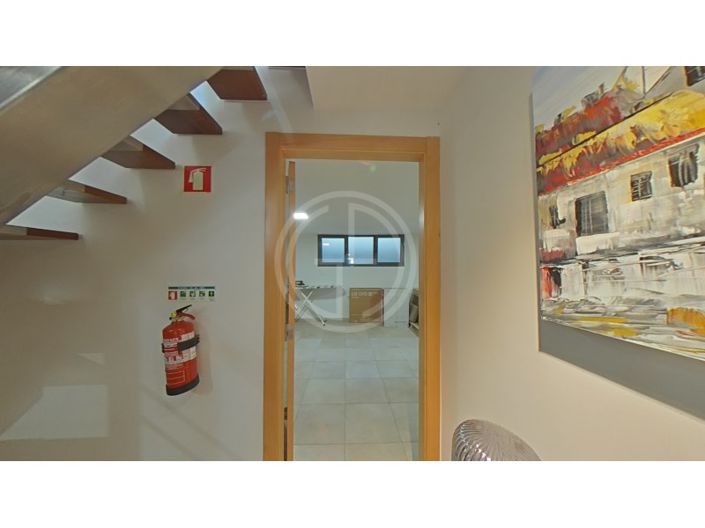 Image No.53-3 Bed House for sale