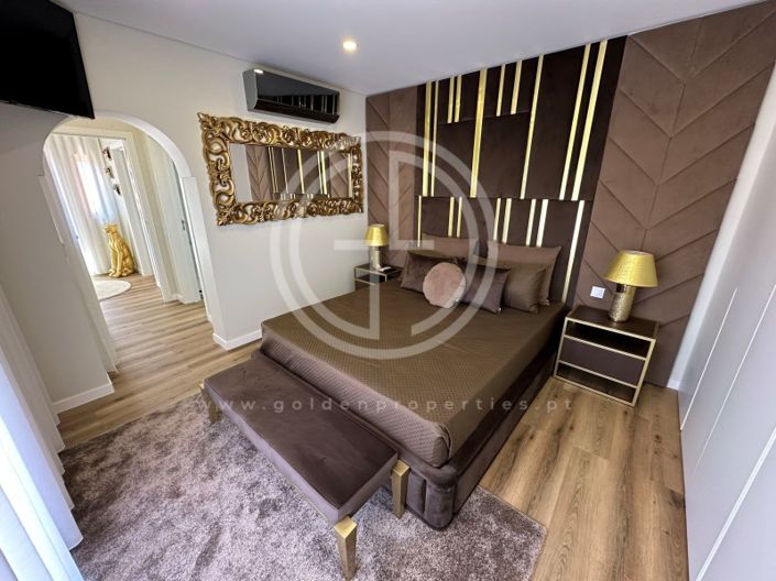 Image No.10-4 Bed House for sale