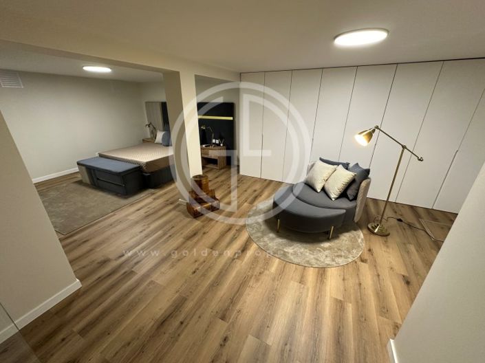 Image No.22-4 Bed House for sale