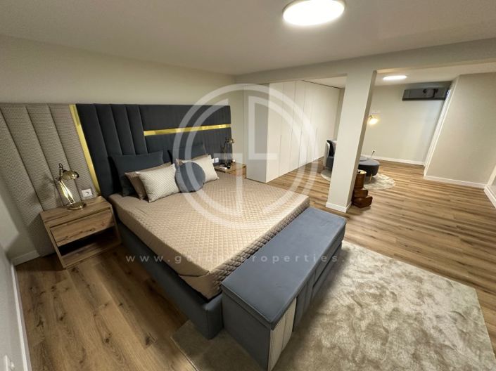 Image No.23-4 Bed House for sale