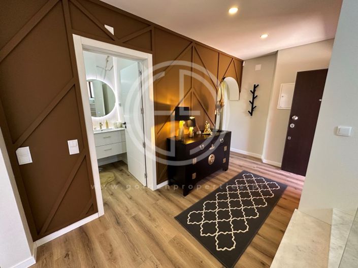 Image No.26-4 Bed House for sale