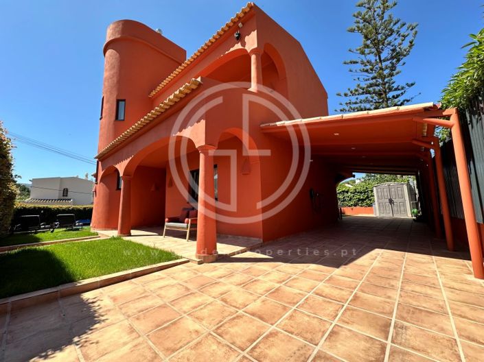 Image No.44-4 Bed House for sale