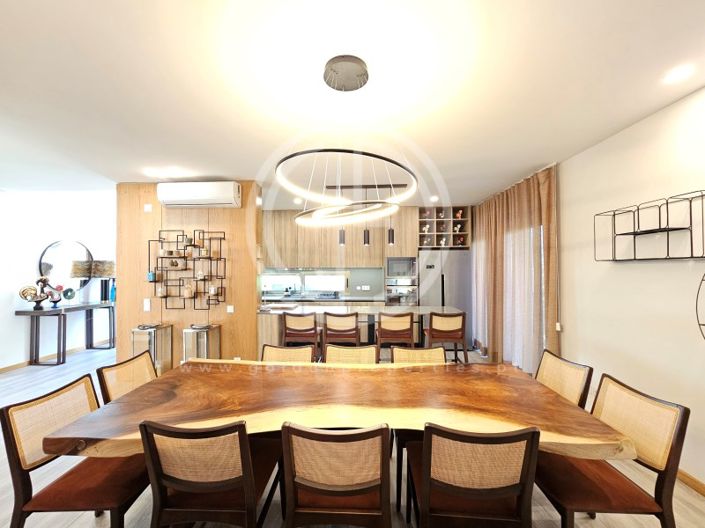 Image No.11-3 Bed House for sale