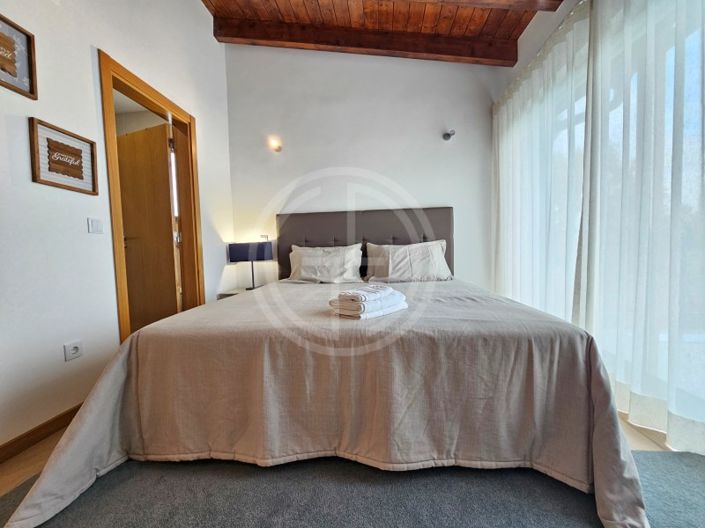 Image No.13-3 Bed House for sale