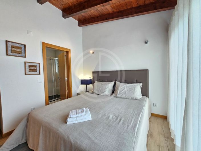 Image No.14-3 Bed House for sale