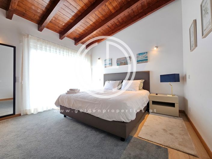 Image No.17-3 Bed House for sale