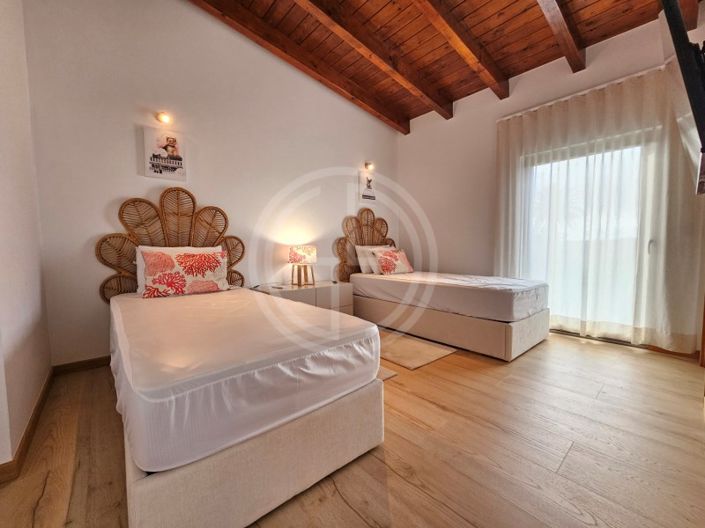 Image No.20-3 Bed House for sale