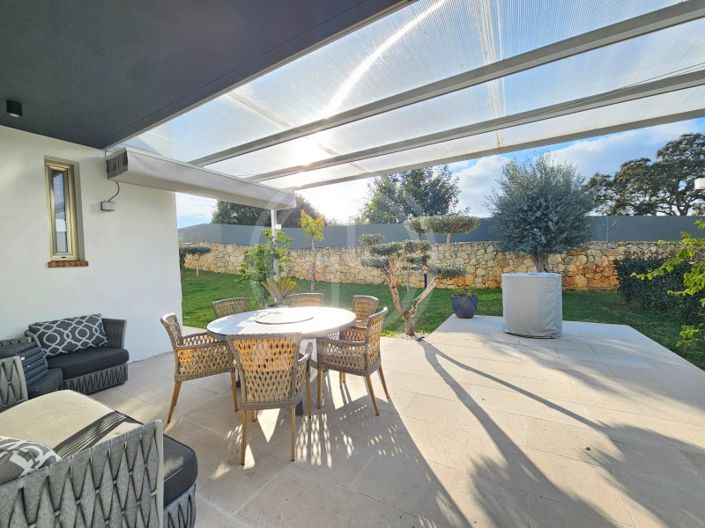 Image No.34-3 Bed House for sale