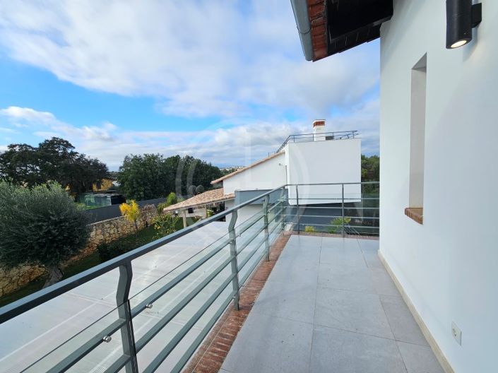 Image No.45-3 Bed House for sale