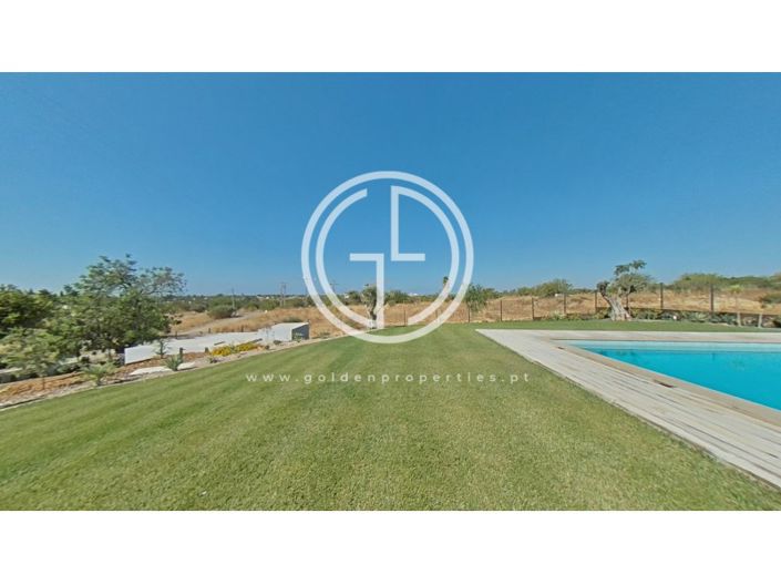 Image No.119-5 Bed House for sale