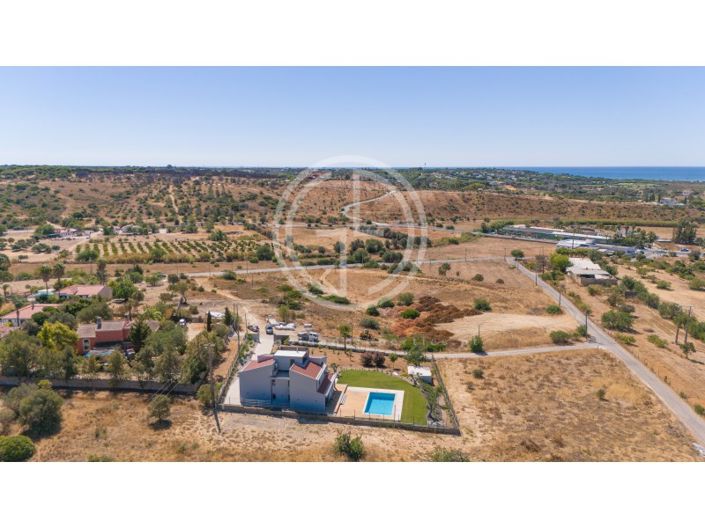 Image No.52-5 Bed House for sale