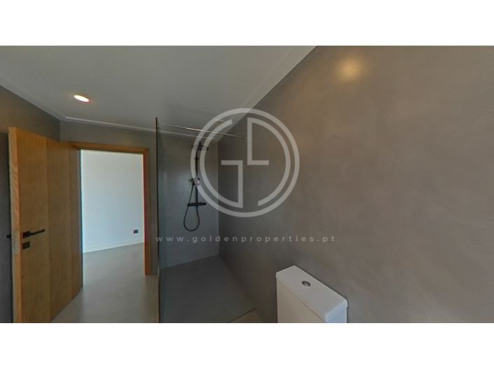 Image No.88-5 Bed House for sale