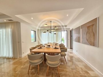 id59084a01-0000-0500-0000-000014d74f04