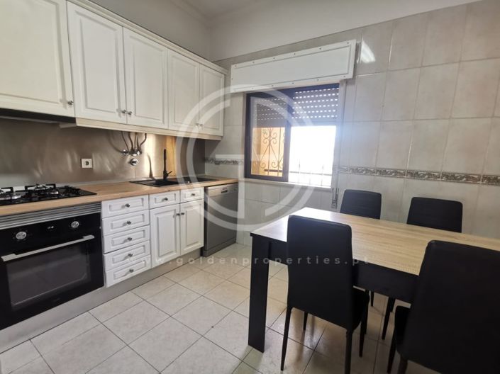 Image No.1-3 Bed Apartment for sale