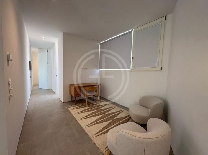 Image No.17-3 Bed House for sale