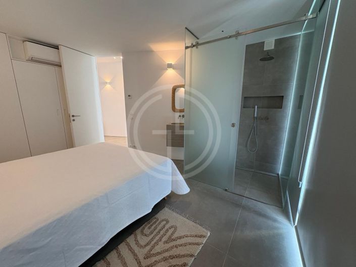 Image No.19-3 Bed House for sale
