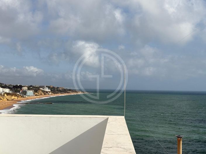 Image No.2-3 Bed House for sale