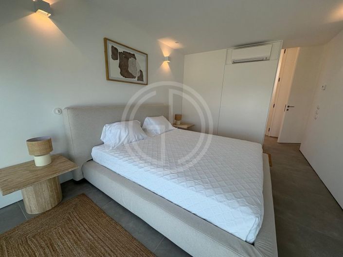 Image No.23-3 Bed House for sale