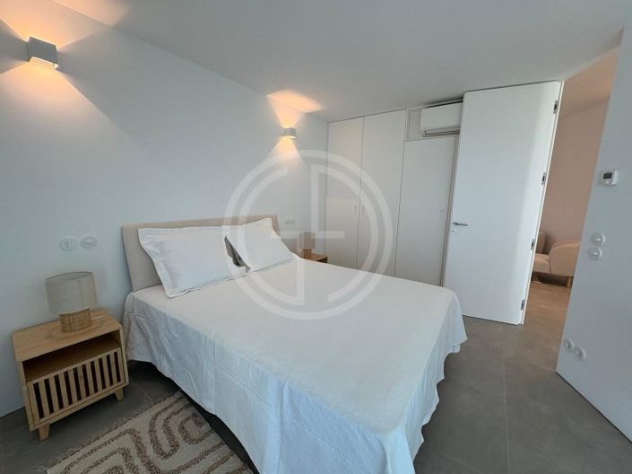 Image No.24-3 Bed House for sale