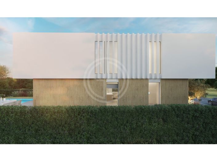 Image No.18-5 Bed House for sale