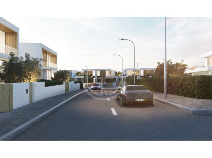 Image No.21-5 Bed House for sale