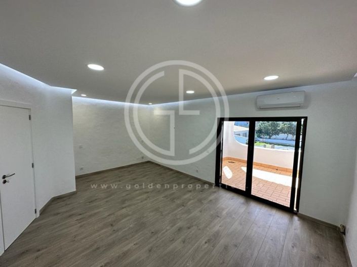 Image No.13-3 Bed House for sale