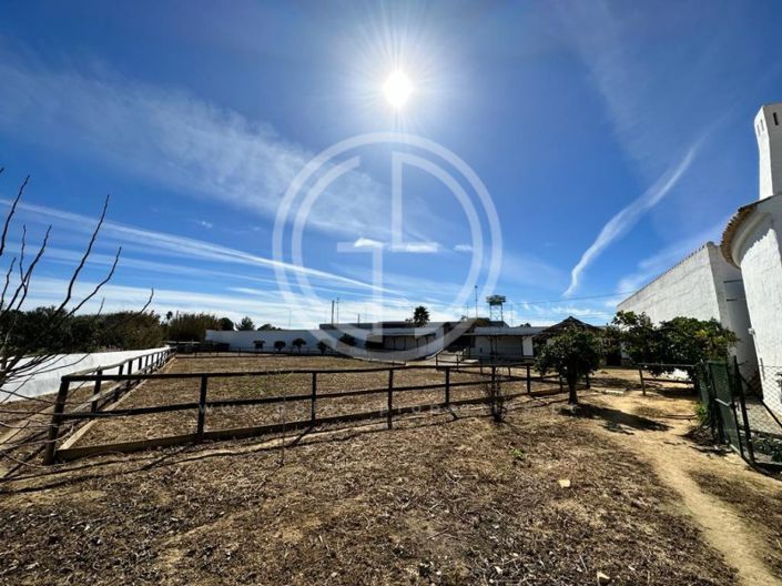 Image No.17-3 Bed House for sale