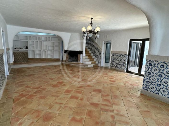 Image No.5-3 Bed House for sale