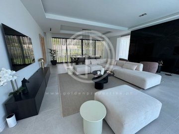 idbc2b8401-0000-0500-0000-000017a79ccd