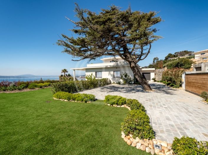 Image No.30-4 Bed House for sale