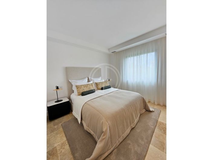 Image No.9-4 Bed House for sale