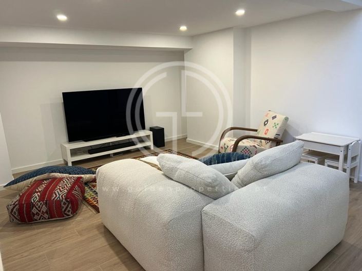 Image No.10-6 Bed House for sale