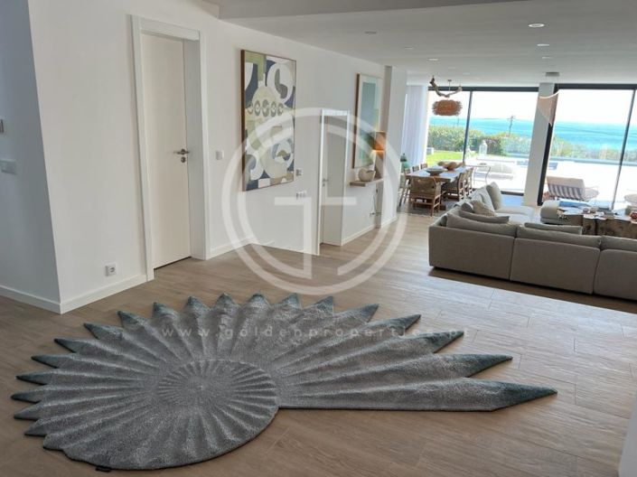 Image No.3-6 Bed House for sale