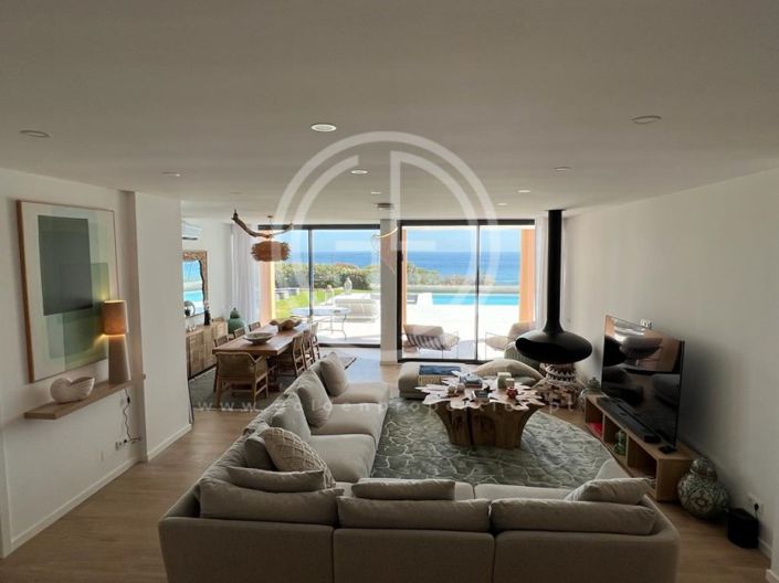 Image No.4-6 Bed House for sale