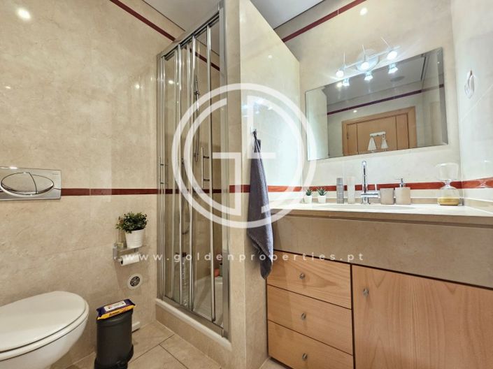 Image No.18-2 Bed Apartment for sale