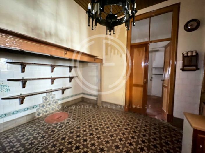 Image No.13-4 Bed House for sale